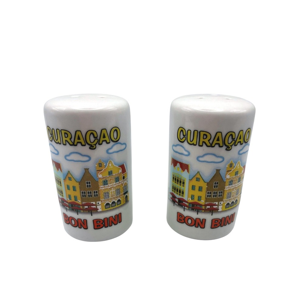 Salt and Pepper Shakers OS White Curacao Bon Bini Souvenir Ceramic Set